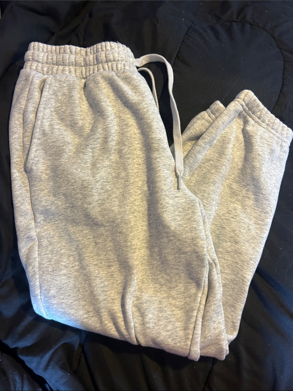 Fabletics women’s medium Light Gray Heather Jogger Sweatpants